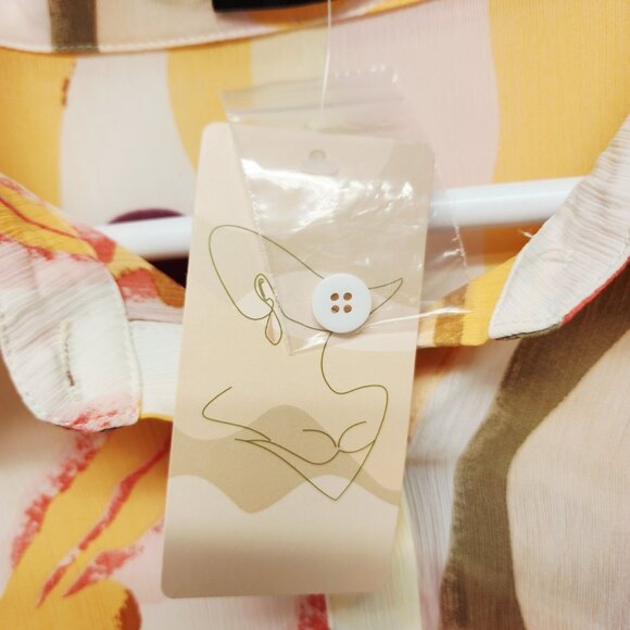 Abstract Yellow Print Womens Button-Up Blouse XXL Long Sleeve Lightweight Top - Picture 3 of 8